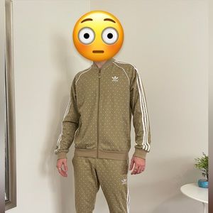 Pharrell Williams x adidas hu hiking beige khaki jacket size Large